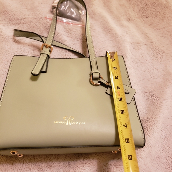 Green Handbag - Picture 8 of 11